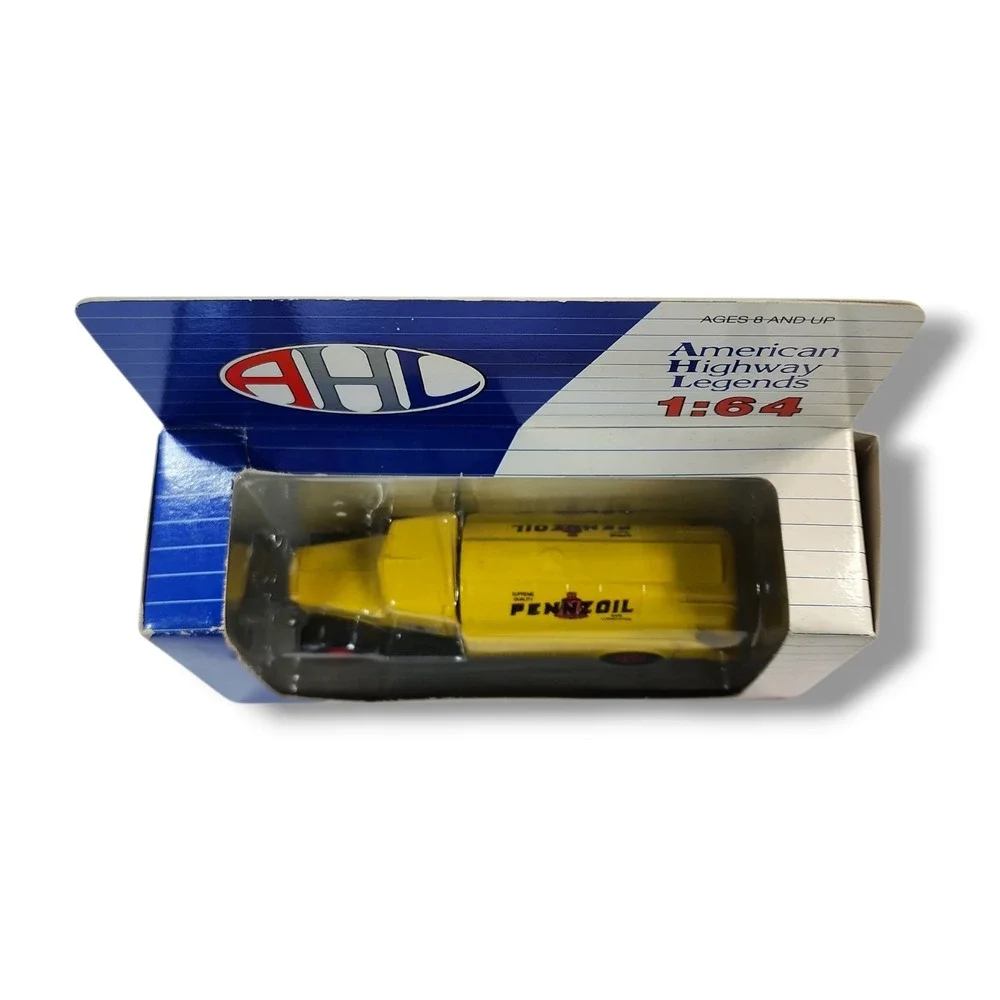 AHL American Highway Legends 1:64‎ Scale Diecast Pennzoil Peterbilt 260 NIB